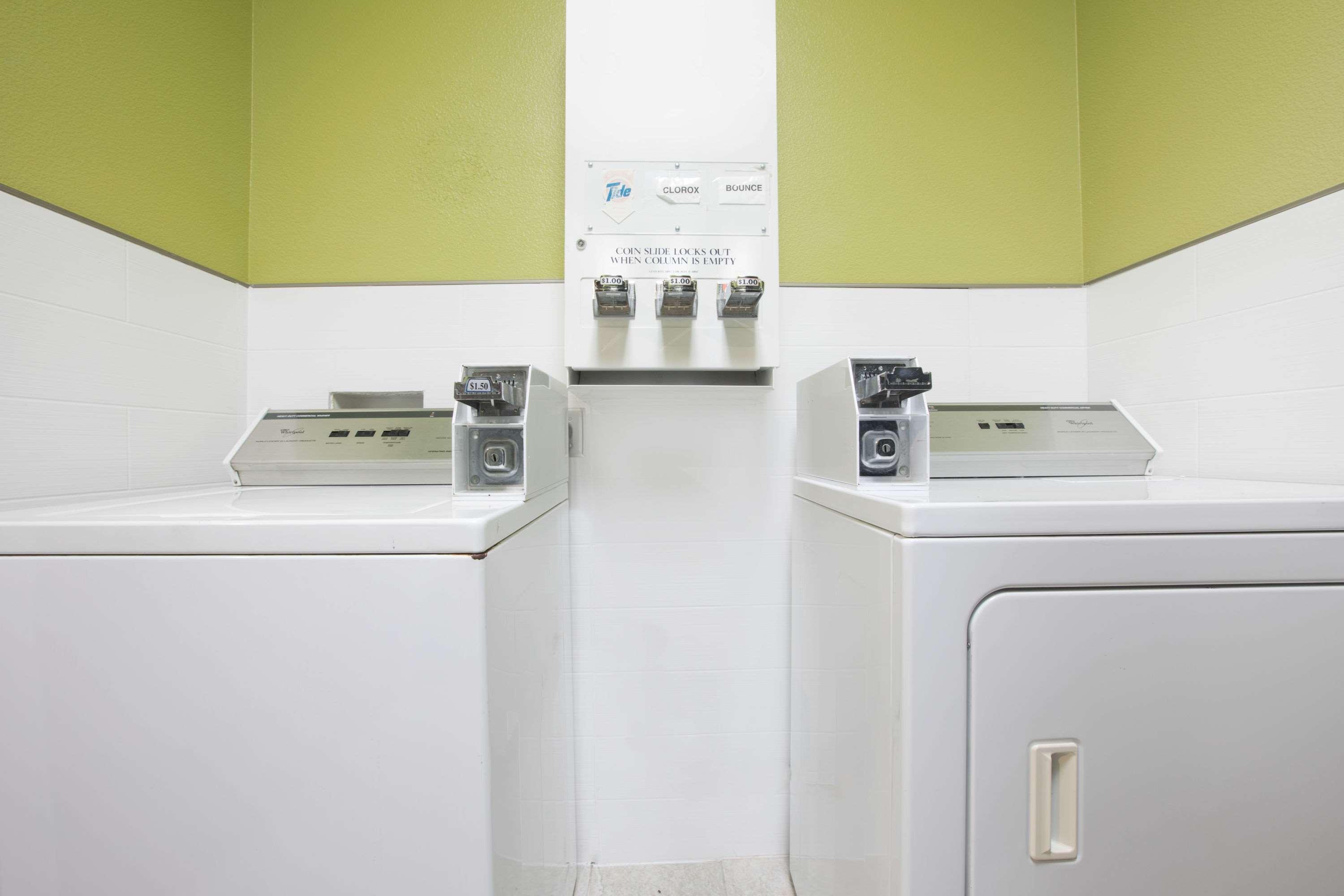 Days Inn & Suites ביג ספרינג מראה חיצוני תמונה