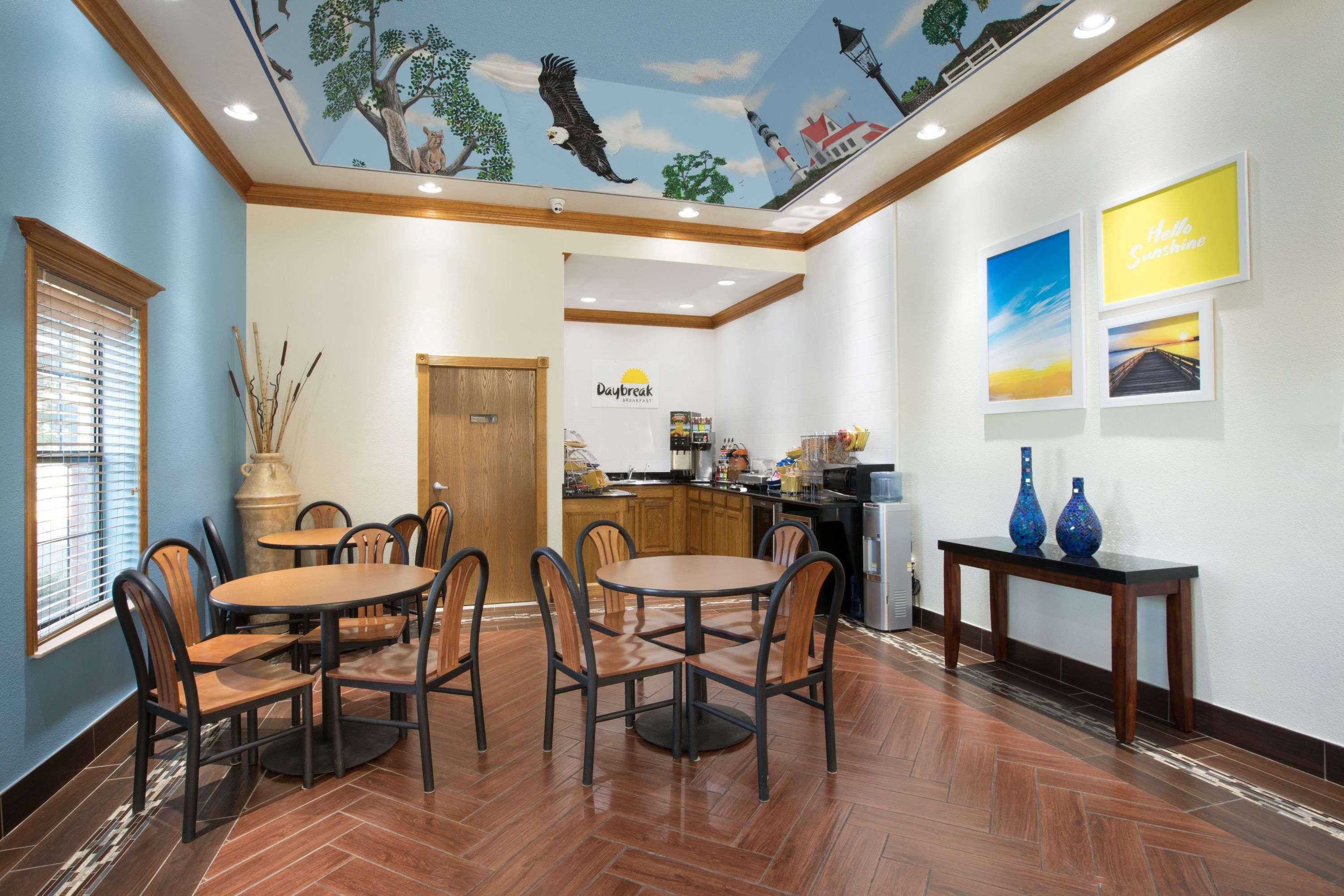 Days Inn & Suites ביג ספרינג מראה חיצוני תמונה
